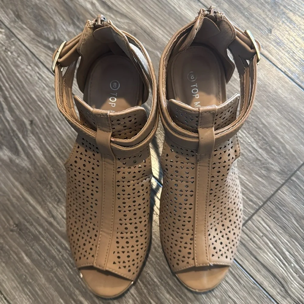 Women’s Heeled Sandals